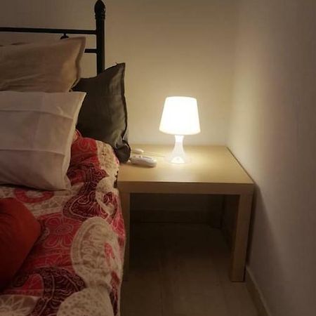 Apartment By Sepolia Metro-Ησυχη Γκαρσονιερα Κοντα Στο Μετρό アテネ エクステリア 写真