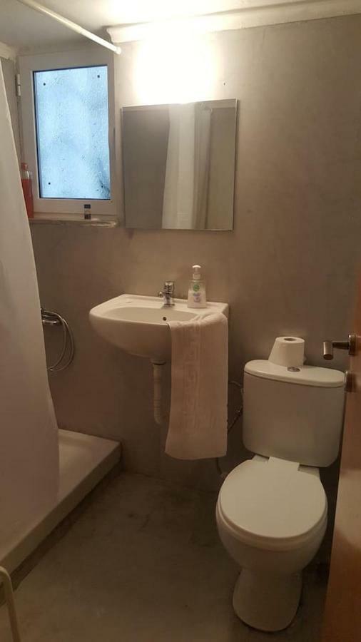 Apartment By Sepolia Metro-Ησυχη Γκαρσονιερα Κοντα Στο Μετρό アテネ エクステリア 写真