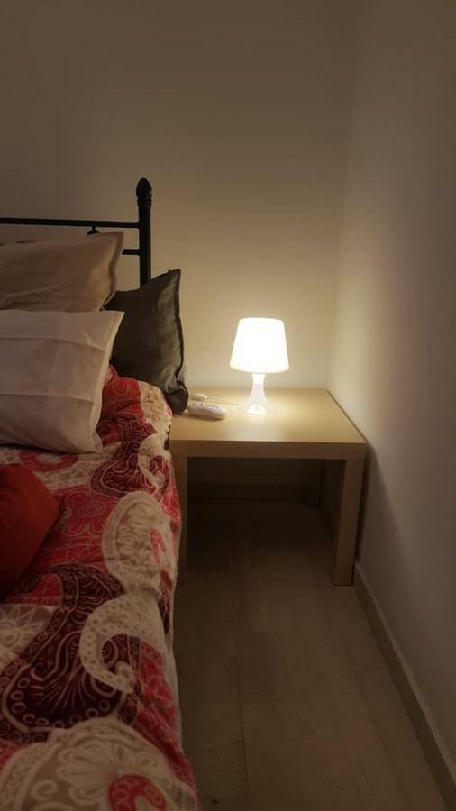 Apartment By Sepolia Metro-Ησυχη Γκαρσονιερα Κοντα Στο Μετρό アテネ エクステリア 写真